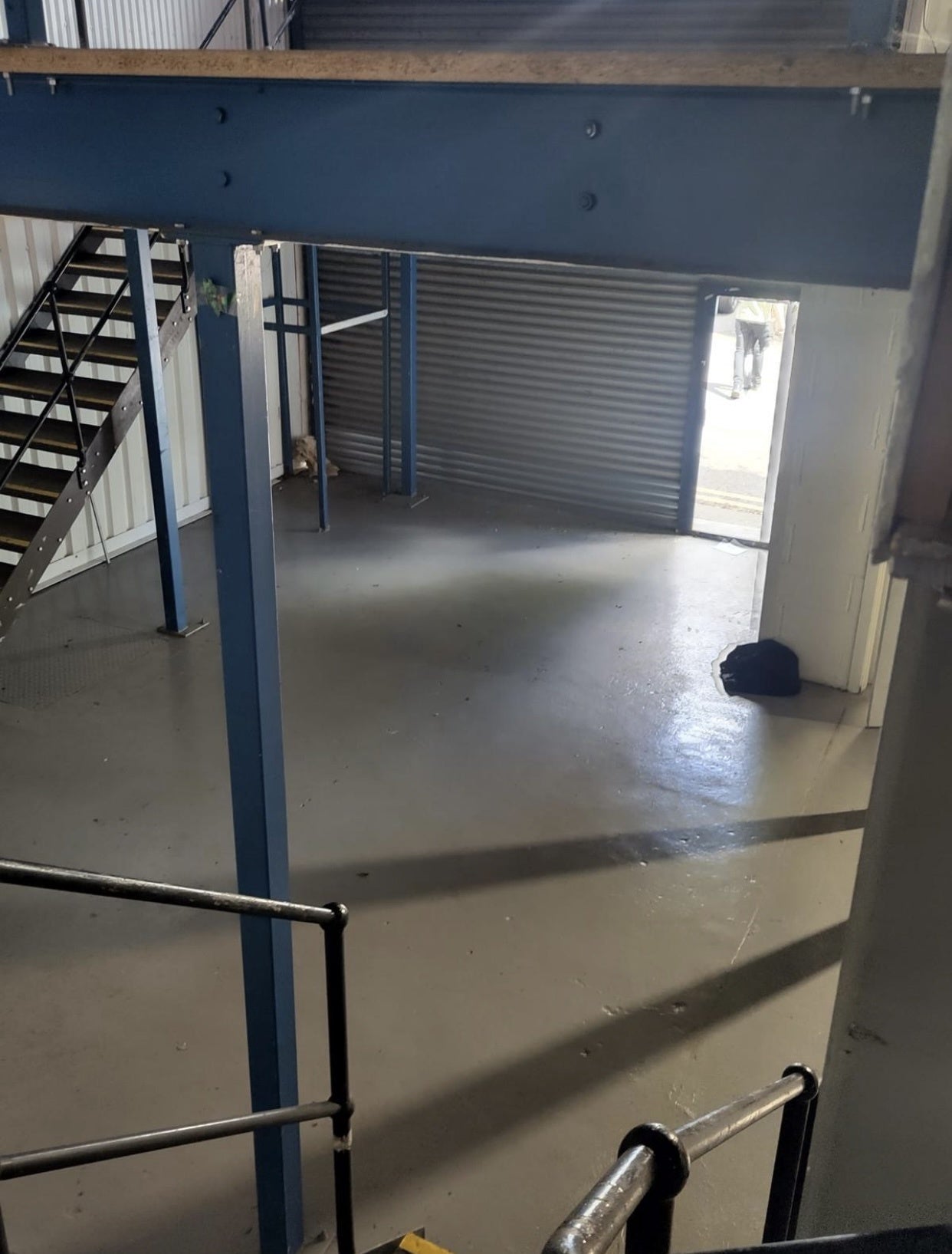 Mezzanine Floor 8mt x 6mt x 3mt