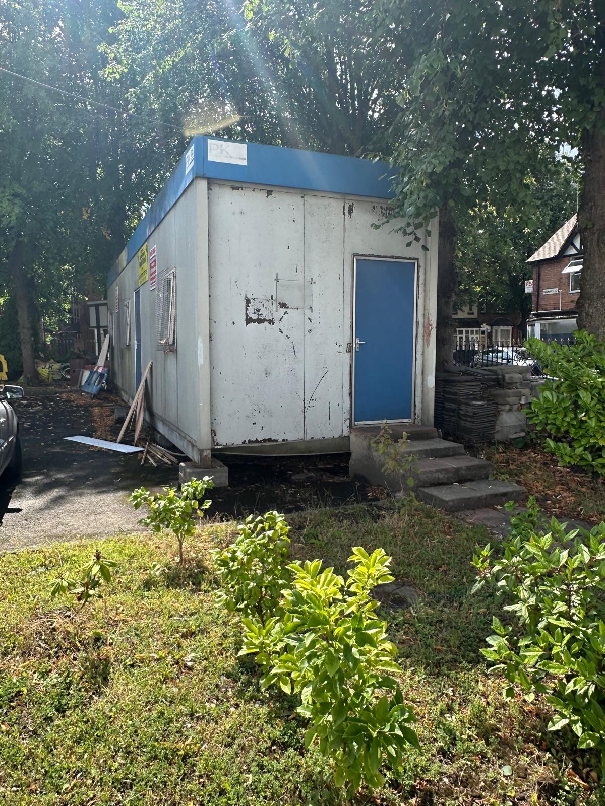 40ft Half Converted Container