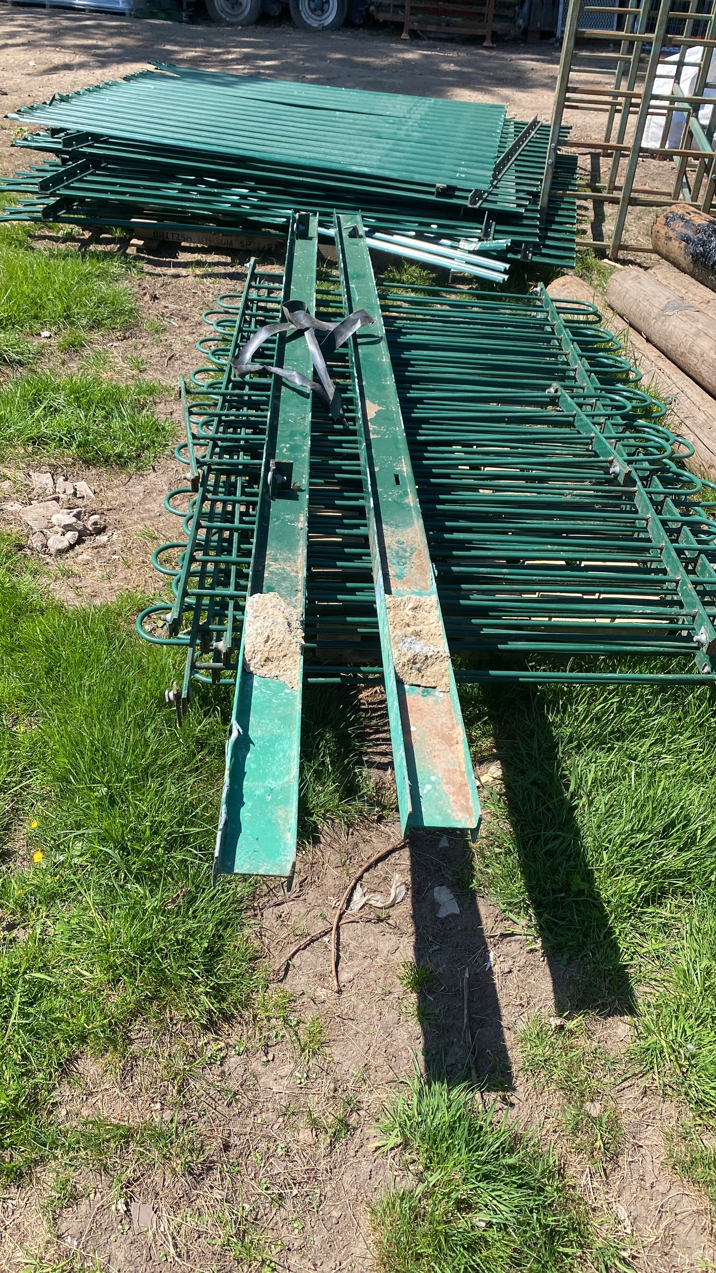 Galvanised Palisade Panels and Posts Joblot 1.76 x 2.5m / 2.3m x 2.5 / 3.1mx 4"