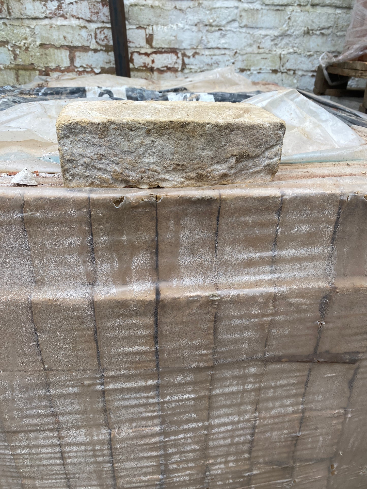 Forterra Kensington Cream Facing Brick 8 Packs (Pack of 495)