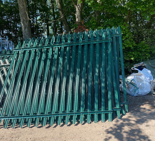 Galvanised Palisade Panels and Posts Joblot 1.76 x 2.5m / 2.3m x 2.5 / 3.1mx 4"