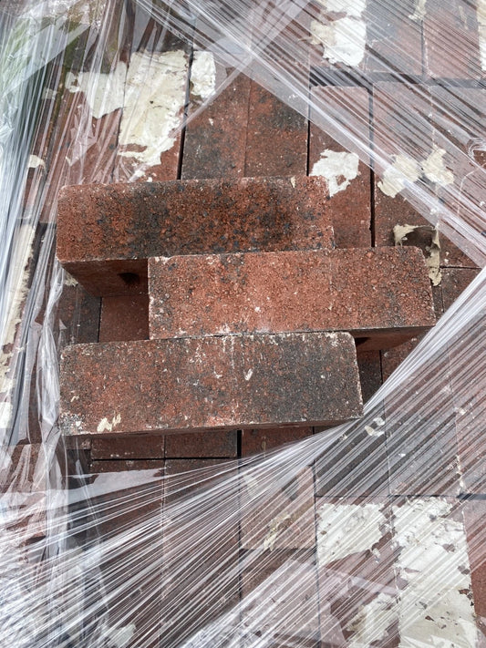 Marshalls Malvern Burnt Mulberry Perforated Bricks 7 Packs (392 bricks Per Pack)